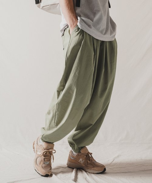 Lowky banding cool balloon Pants Lightkhaki CJLP7492 | KRAZZY
