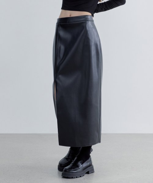 スカート musinsastandardwoman Women's Vegan Leather Slit Long Skirt B WOMENS VEGAN LEATHER SLIT LONG SKIRT [BLACK] | KRAZZY